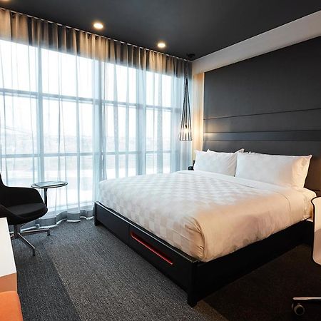 Alt Hotel サスカトゥーン エクステリア 写真