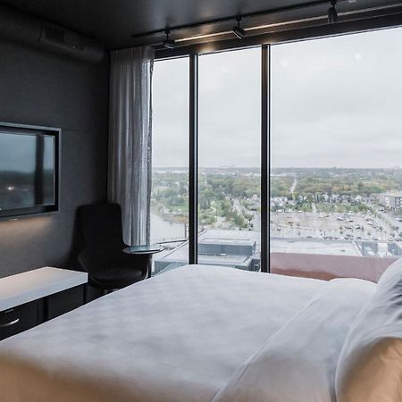 Alt Hotel サスカトゥーン エクステリア 写真
