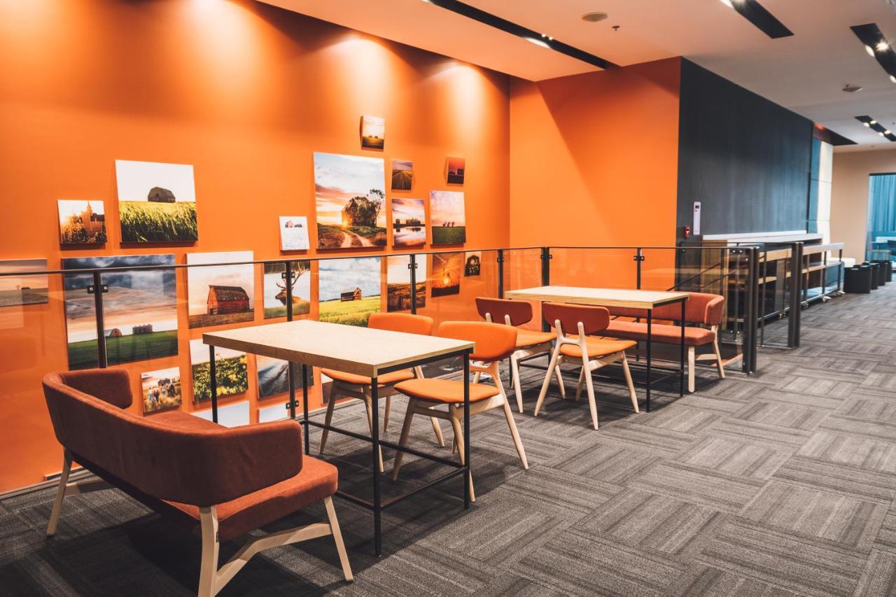 Alt Hotel サスカトゥーン エクステリア 写真