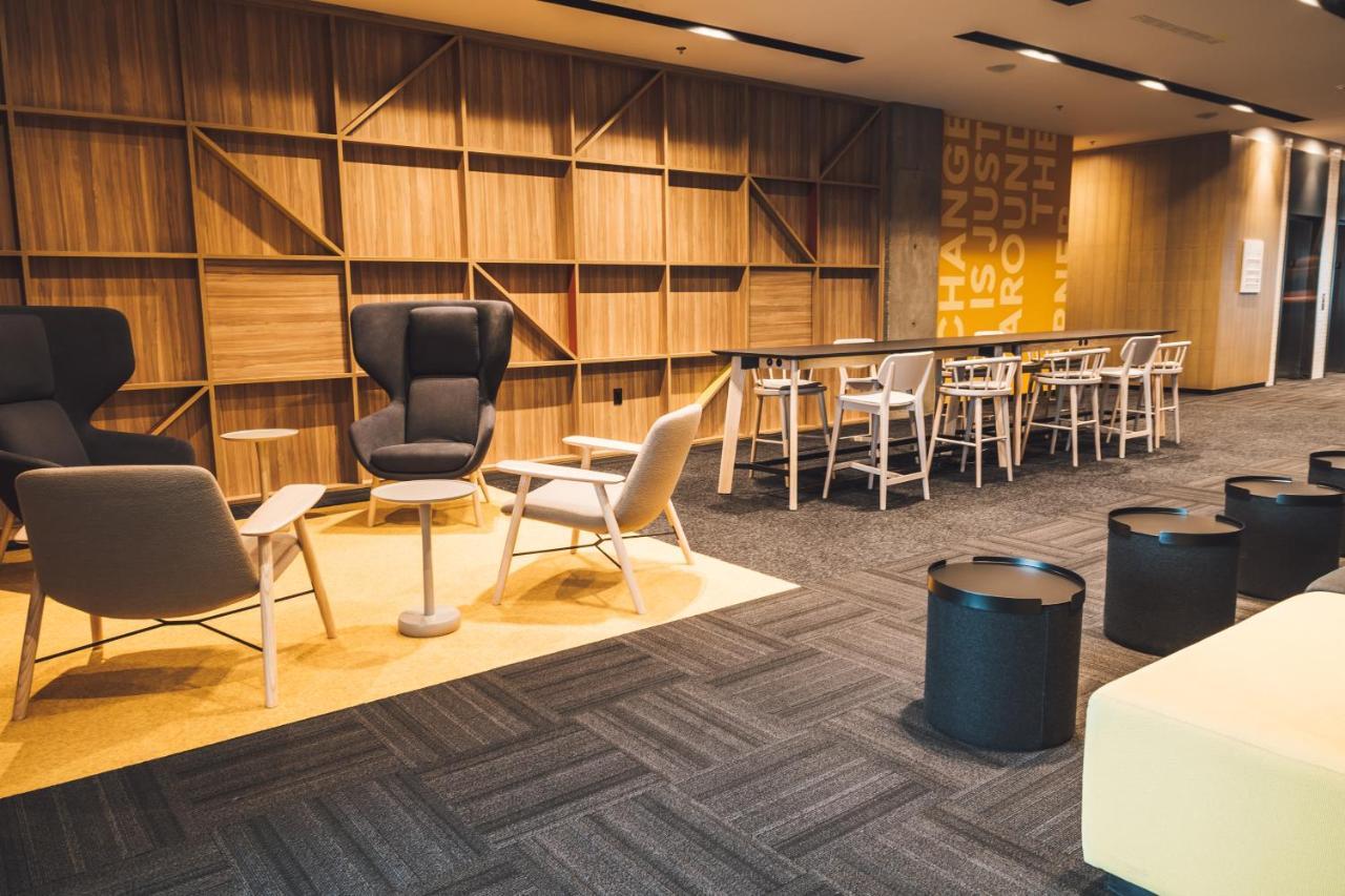 Alt Hotel サスカトゥーン エクステリア 写真